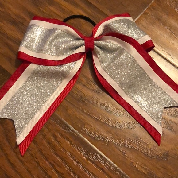Claire's Accessories - Red glittery cheerleading bow Claire's Accessories - Red glittery cheerleading bow